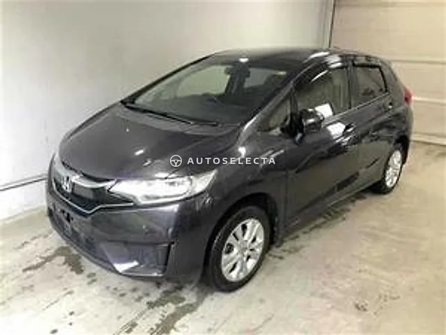 Honda Fit 2016, auction grade R