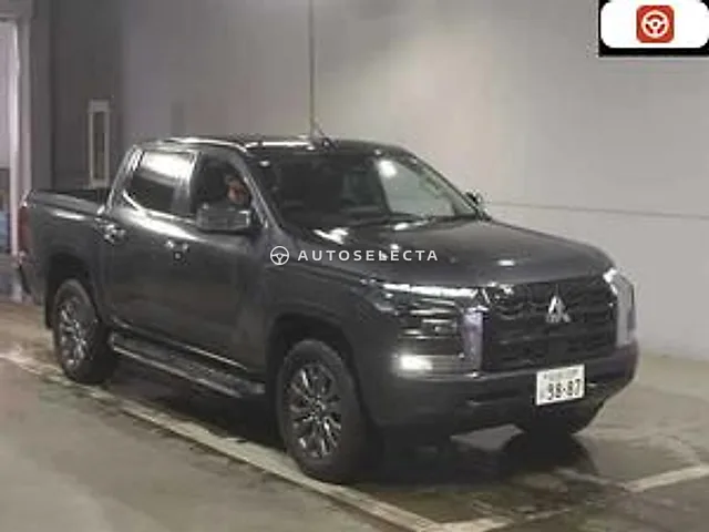 Mitsubishi Triton 2025, auction grade 5