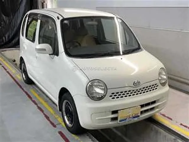 Daihatsu Move Latte 2007, auction grade 3.5