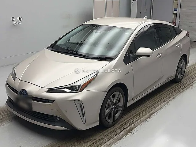 Toyota Prius 2019, auction grade 4