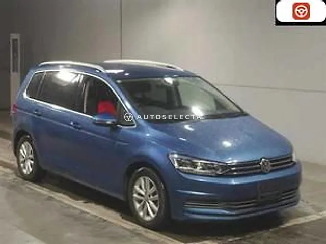 Volkswagen Golf Touran 2017, auction grade 4