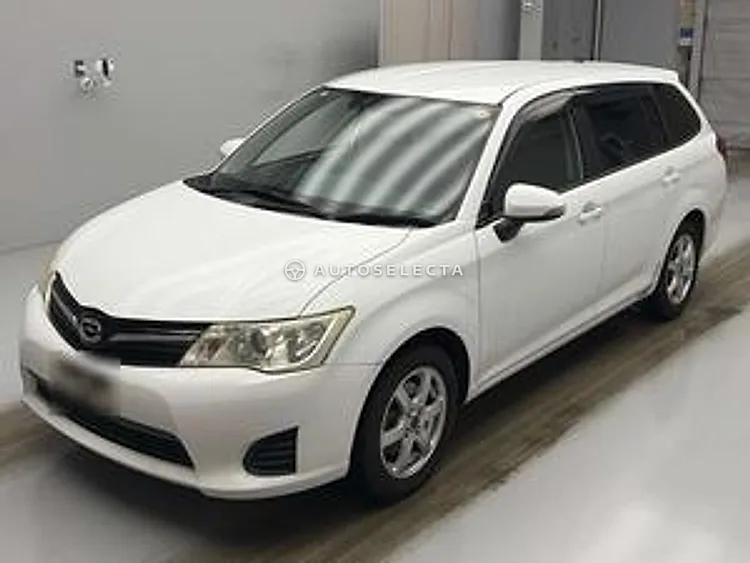 Toyota Corolla Fielder 2012, photo 1 of 1