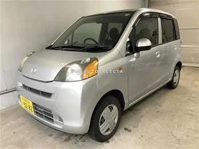 Honda Life 2009, auction grade 3