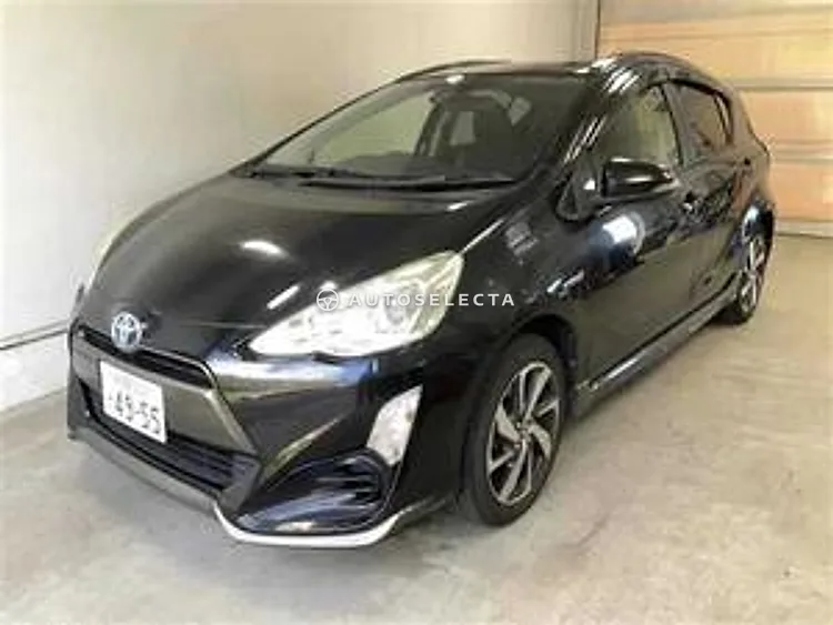 Toyota Aqua 2016, photo 1 of 1