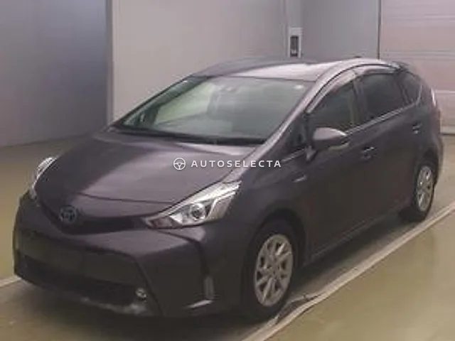 Toyota Prius Alpha 2020, auction grade RA