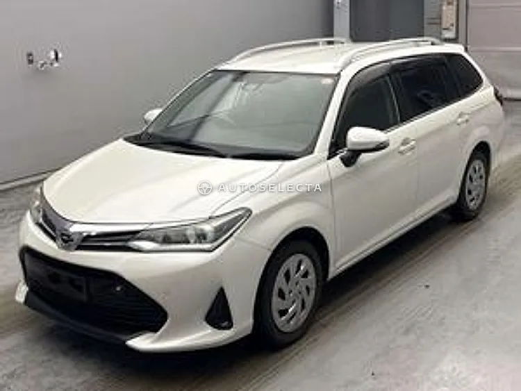 Toyota Corolla Fielder 2018, photo 1 of 1