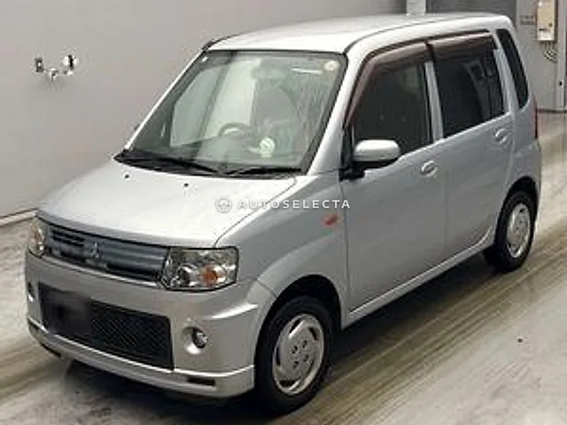 Mitsubishi Toppo 2011, auction grade RA