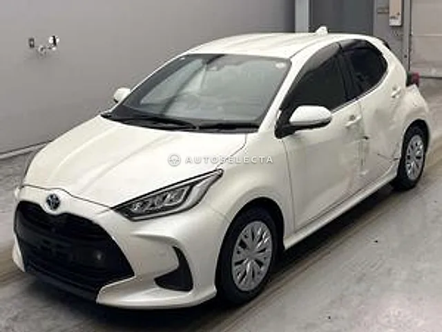 Toyota Yaris 2021, auction grade R