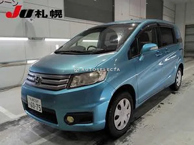 Honda Freed Spike 2012, auction grade 3