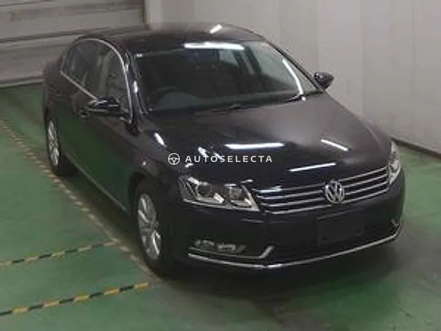 Volkswagen Passat Variant 2012, auction grade 4