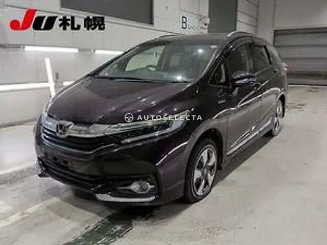 Honda Shuttle 2016, auction grade 4