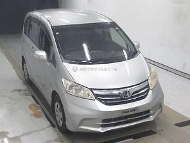 Honda Freed 2013, auction grade R