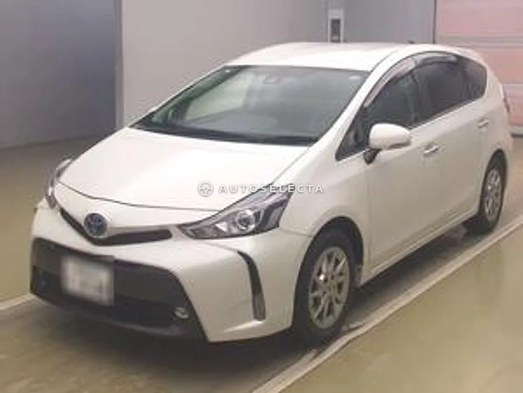 Toyota Prius Alpha 2021, photo 1 of 1
