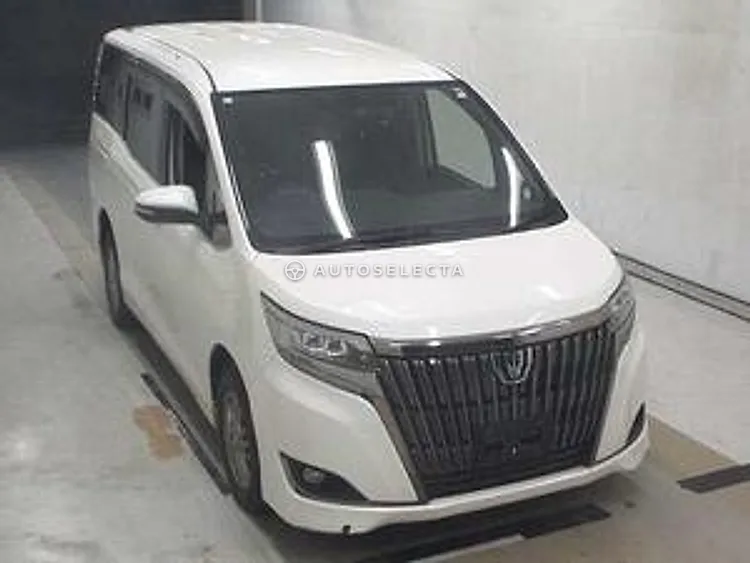 Toyota Esquire 2015, photo 1 of 1