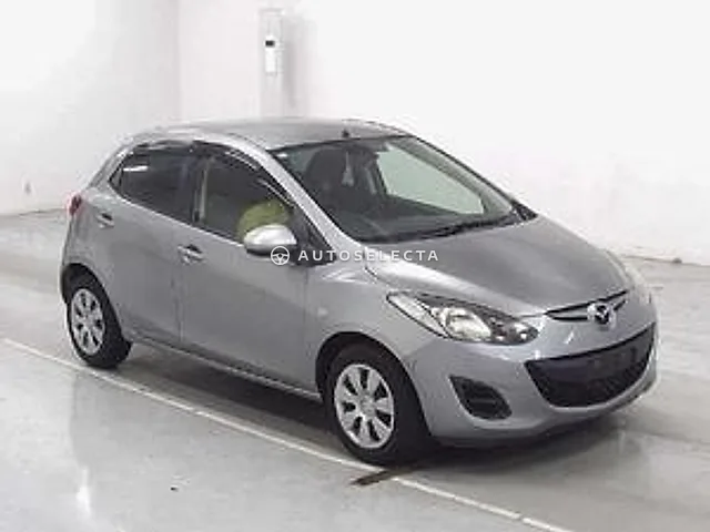 Mazda Demio 2013, auction grade R