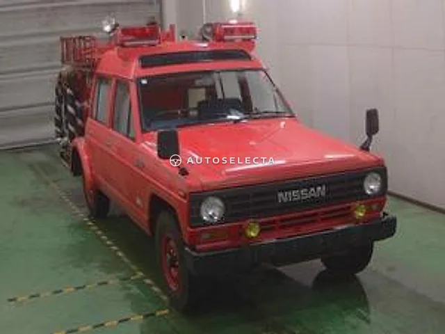 Nissan Safari 1986, auction grade 3