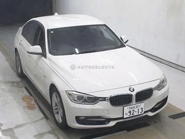 BMW 3 Series 2012, auction grade 4
