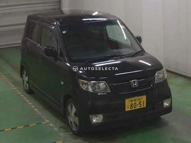 Honda Zest 2006, auction grade 3.5
