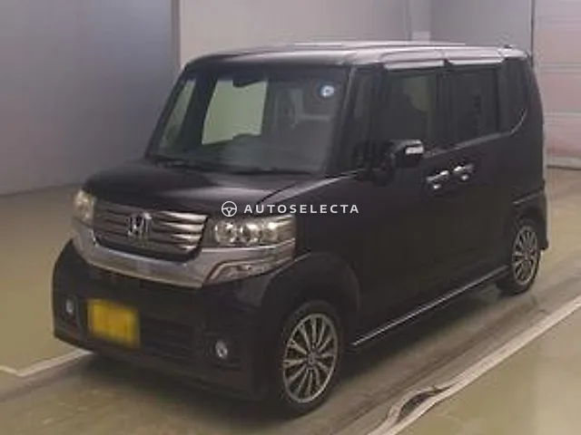 Honda N-BOX Custom 2014, auction grade 3