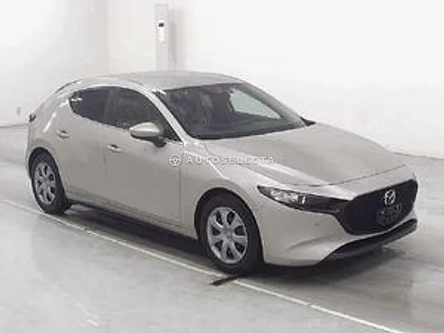 Mazda MAZDA3 2022, auction grade 4