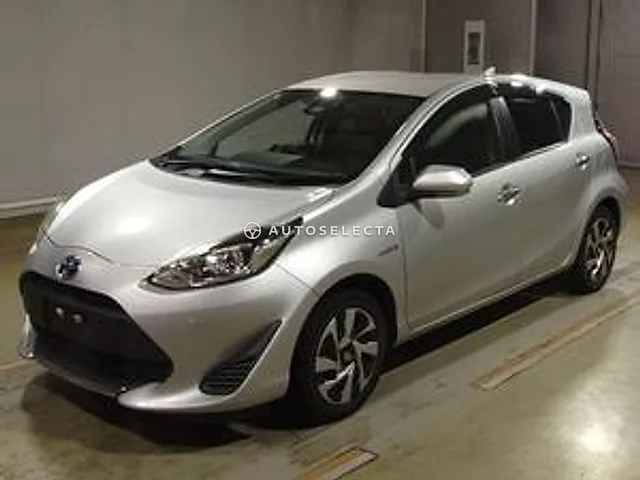Toyota Aqua 2019, auction grade RA