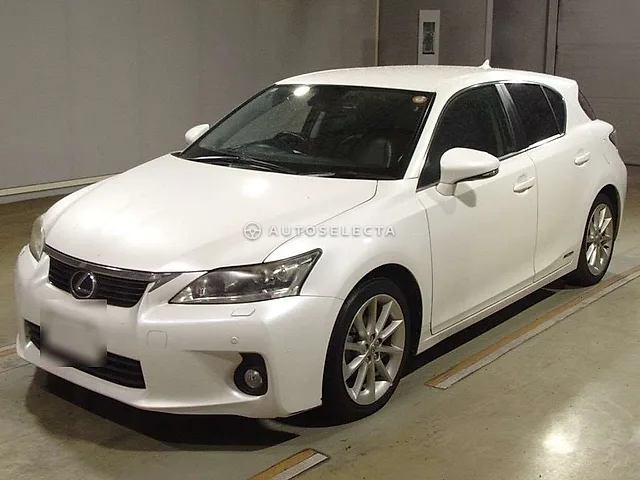 Lexus CT 2012, auction grade 3.5