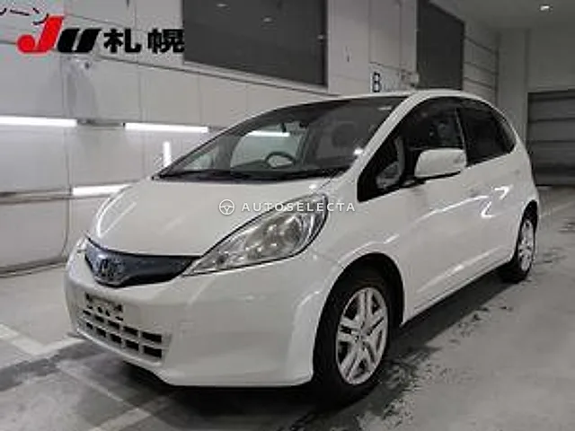 Honda Fit 2010, auction grade 3.5
