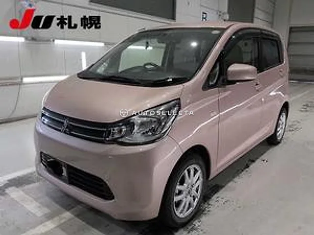 Mitsubishi eK Wagon 2013, auction grade 3.5
