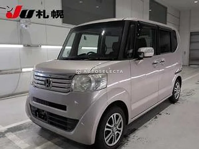 Honda N-BOX 2013, auction grade 4