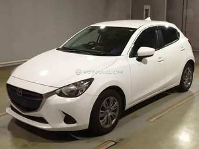 Mazda Demio 2019, auction grade RA
