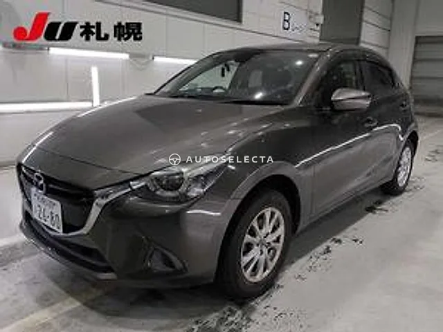 Mazda Demio 2016, auction grade R