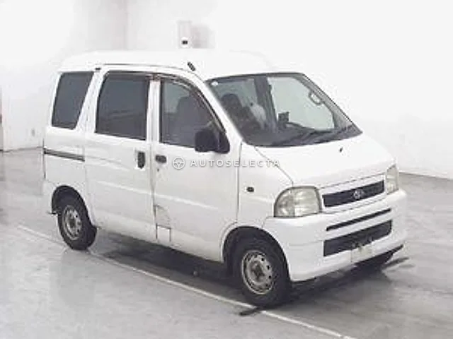 Daihatsu Hijet Cargo 2004, auction grade 3.5