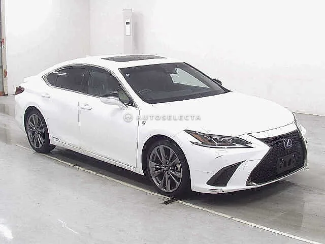Lexus ES 2020, auction grade R
