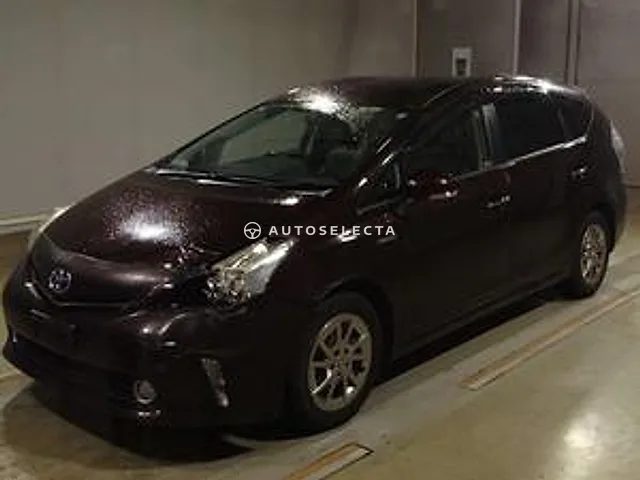 Toyota Prius Alpha 2014, auction grade R