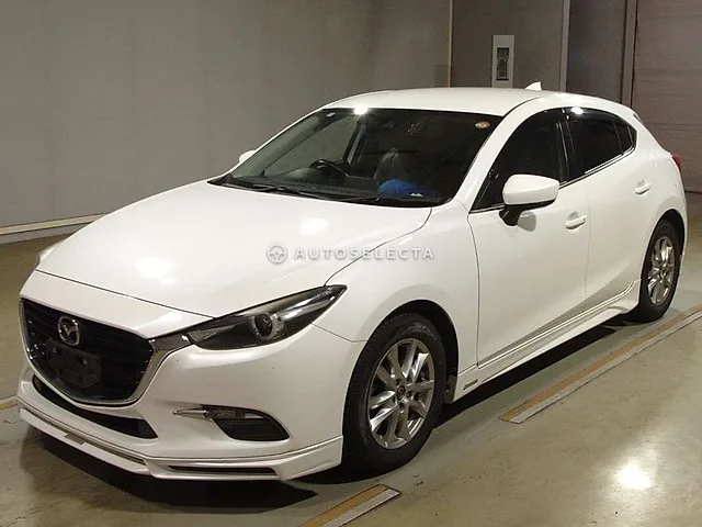 Mazda Axela Sport 2016, auction grade R