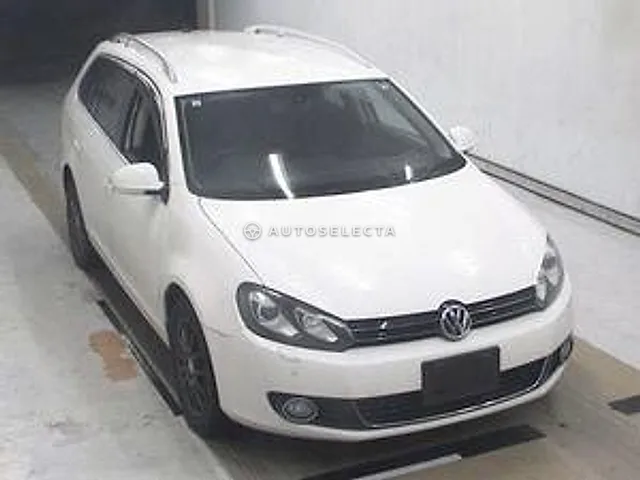 Volkswagen Golf Variant 2013, auction grade 3.5