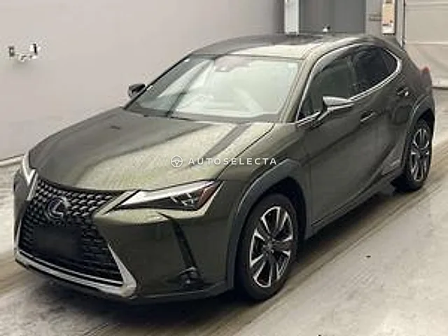 Lexus UX 2019, auction grade 3.5