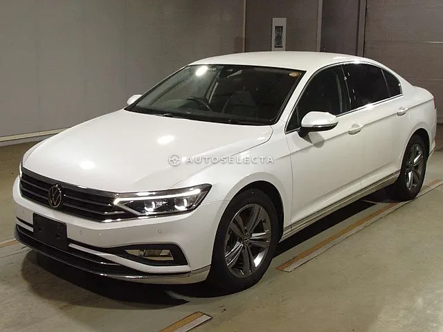 Volkswagen Passat 2021, auction grade R
