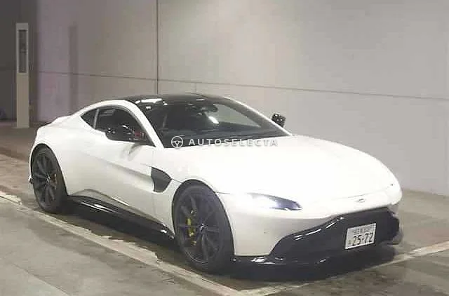 Aston Martin Vantage 2019, auction grade 4.5