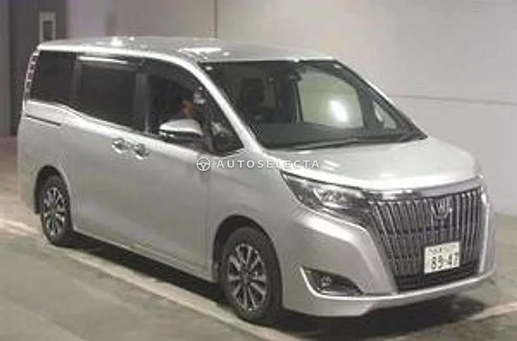 Toyota Esquire 2017, photo 1 of 1