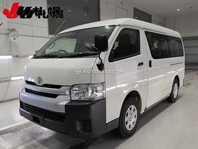 Toyota Hiace Wagon 2019, auction grade R