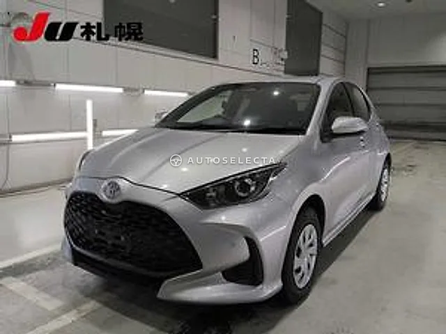 Toyota Yaris 2024, auction grade R