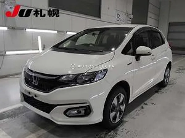 Honda Fit 2017, auction grade 4