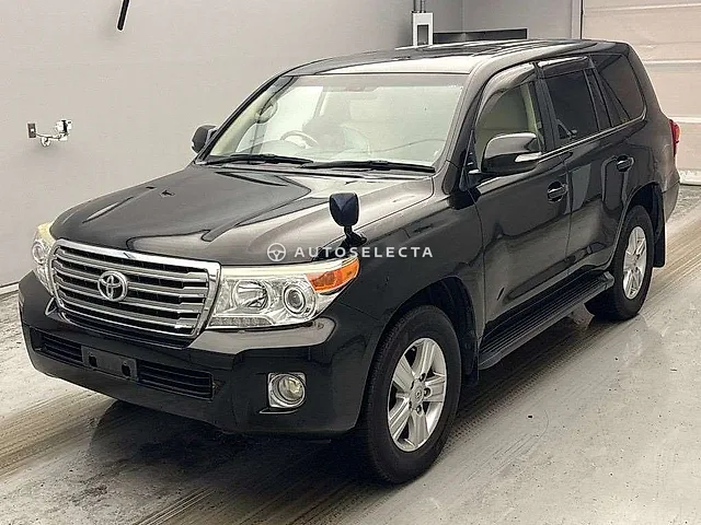 Toyota Land Cruiser 2015, auction grade 3.5