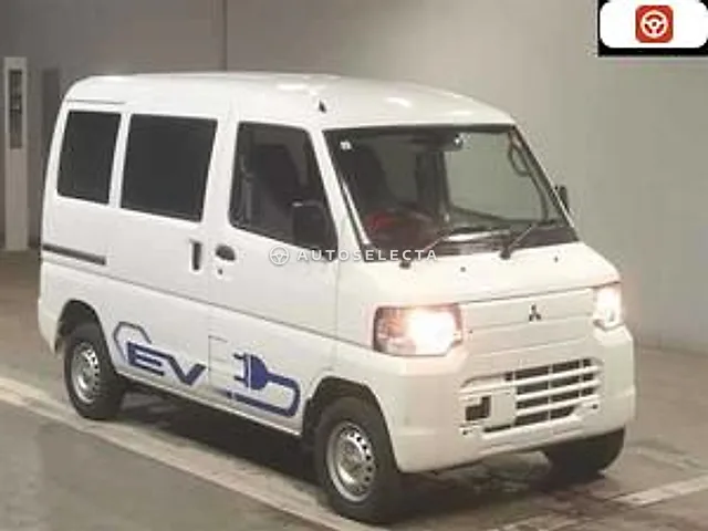 Mitsubishi Minicab EV 2024, auction grade R