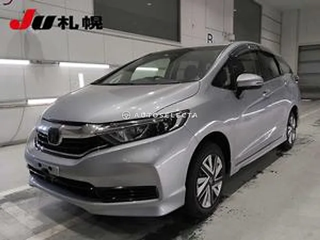 Honda Shuttle 2019, auction grade 4