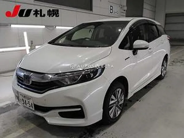 Honda Shuttle 2018, auction grade 3.5