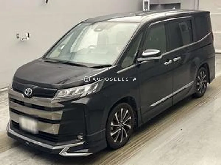 Toyota Noah 2022, photo 1 of 1