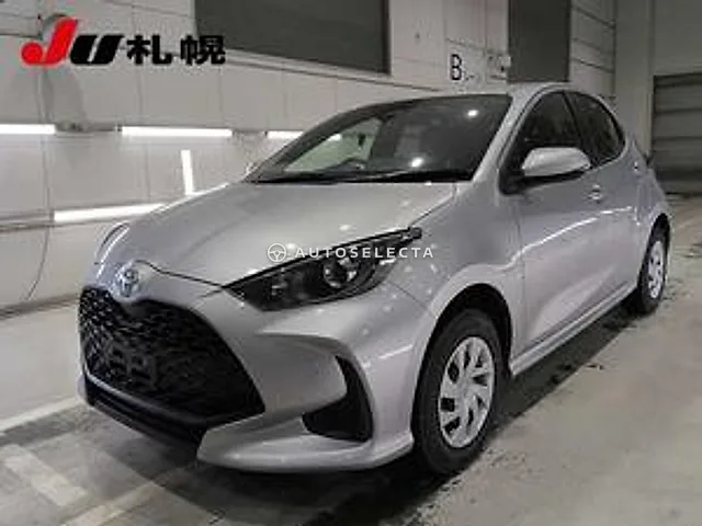 Toyota Yaris 2024, auction grade R