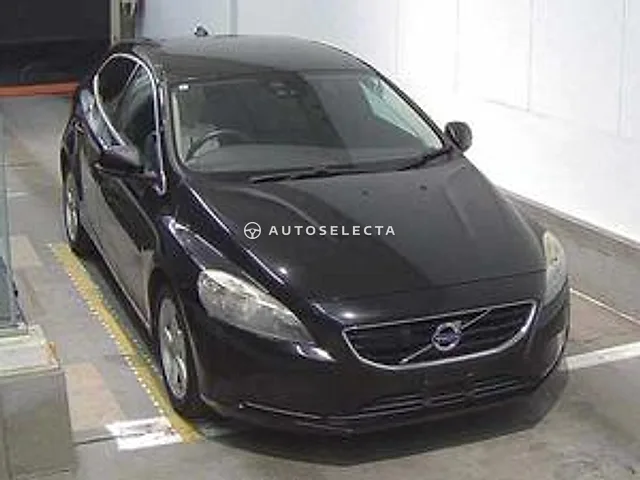 Volvo V40 2015